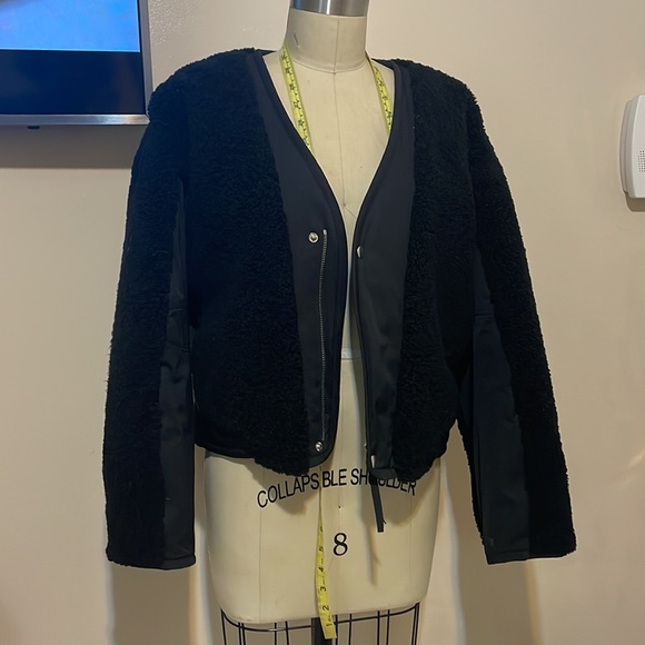 T-alexander wang
Shearling Crop Jacket BLACK - Picture 4 of 8